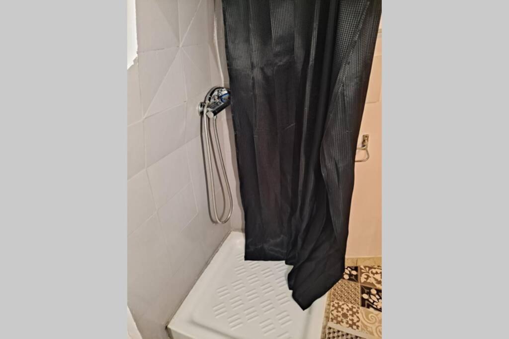 Studio A 10 Min A Pied Notre-Dame De La Garde Apartman Marseille Kültér fotó