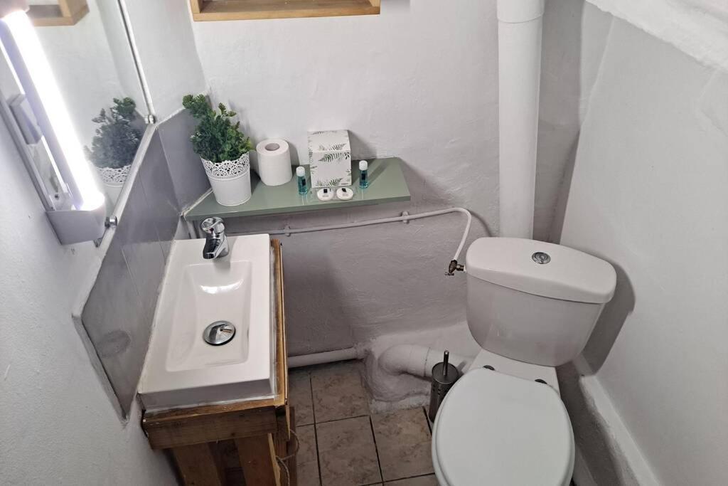 Studio A 10 Min A Pied Notre-Dame De La Garde Apartman Marseille Kültér fotó