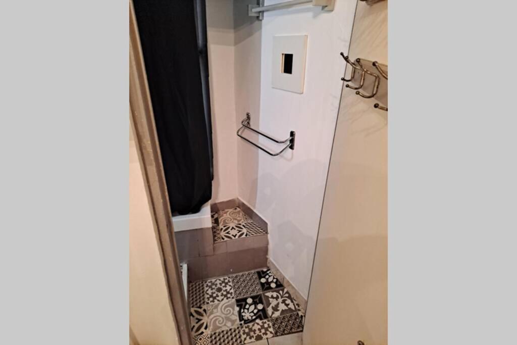 Studio A 10 Min A Pied Notre-Dame De La Garde Apartman Marseille Kültér fotó